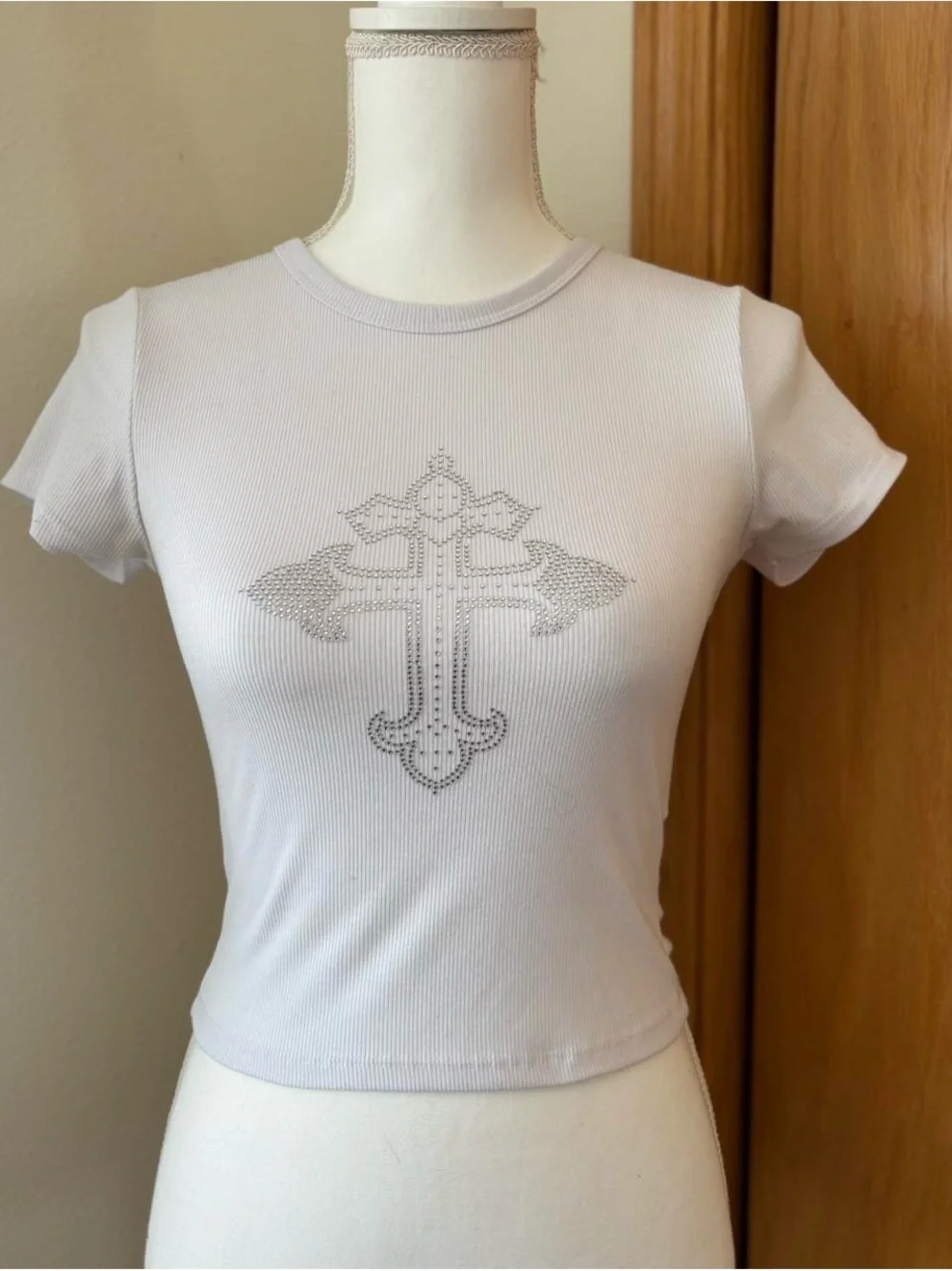 Y2K Ribbed Rhinestone Cross Crop Tee - White - Picture 1 of 6